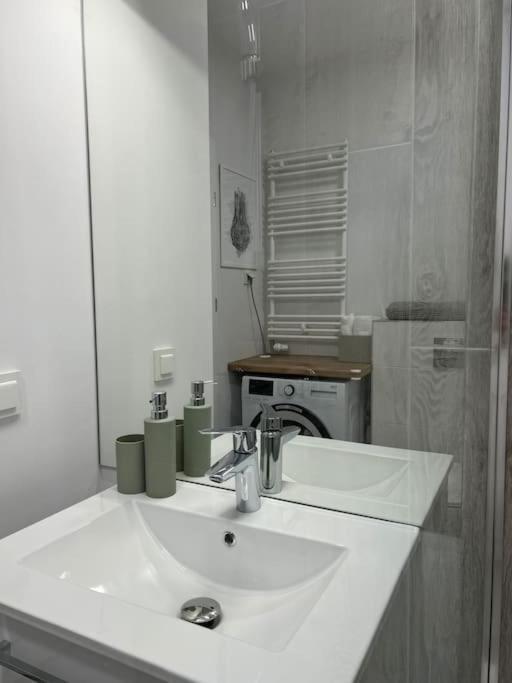 Apartment Olive In Bialoleka-Tarchomin Center วอร์ซอ ภายนอก รูปภาพ